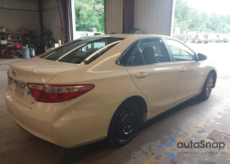 2017 Toyota Camry Le из США, поврежденный, VIN 4T1BF1FK2HU718946